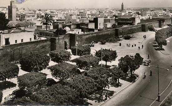 L'Avenue Hassan II — carte postale de Rabat